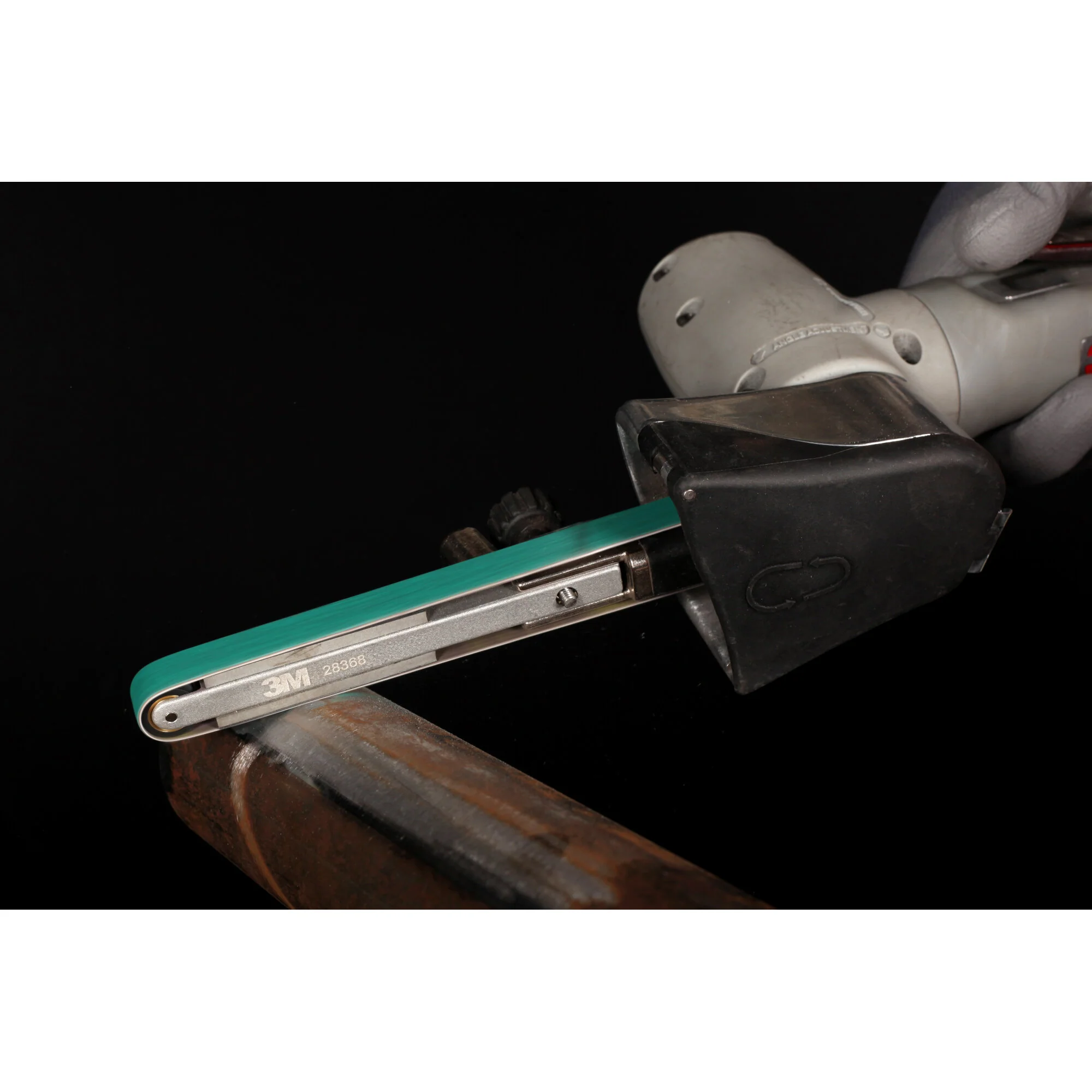 3M Cloth Belt 577F, 60 YF-weight, 1-5/8 in x 24 in, Fabri-lok,Single-flex - Image 3