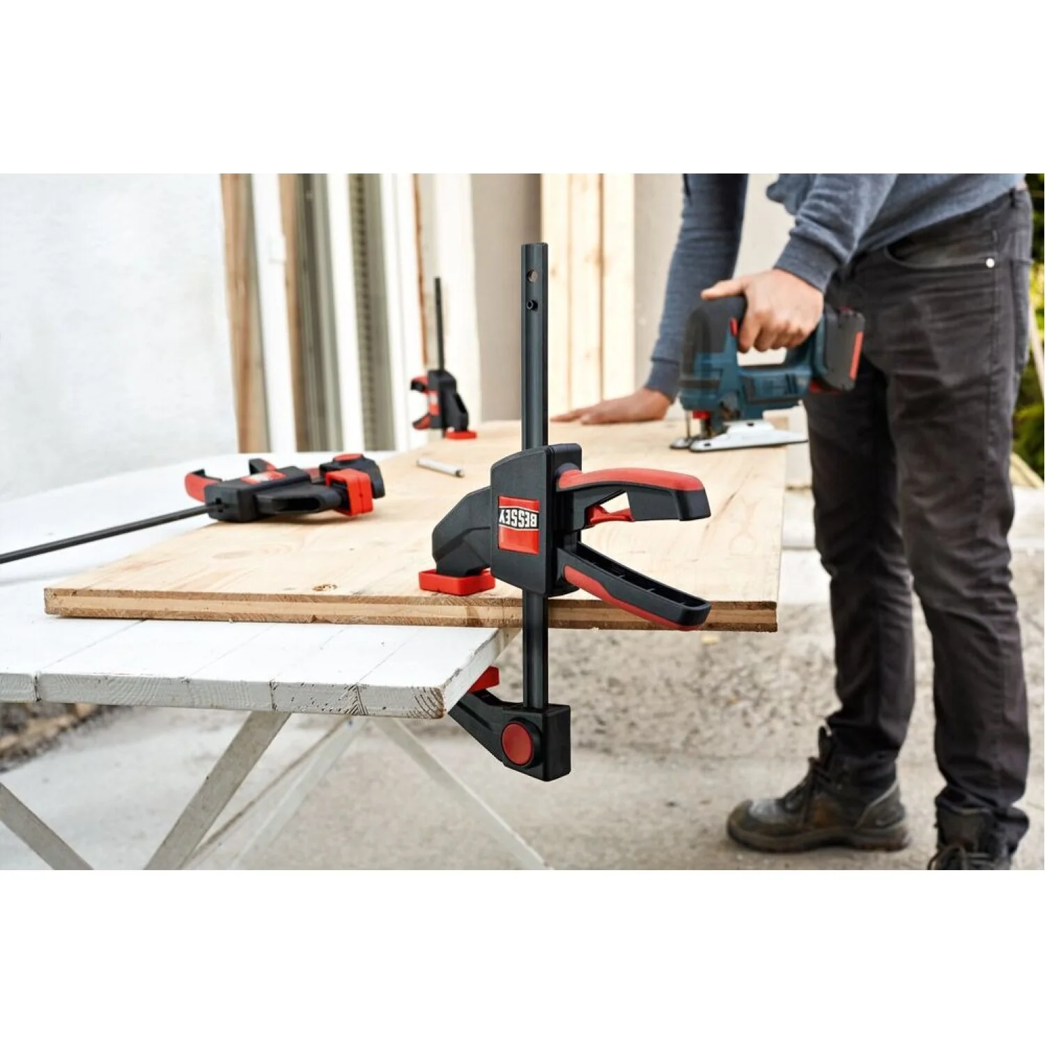 Bessey EHKXL18 Extra Large trigger clamp, 600 lb, 18" x 3-5/8" - Image 16