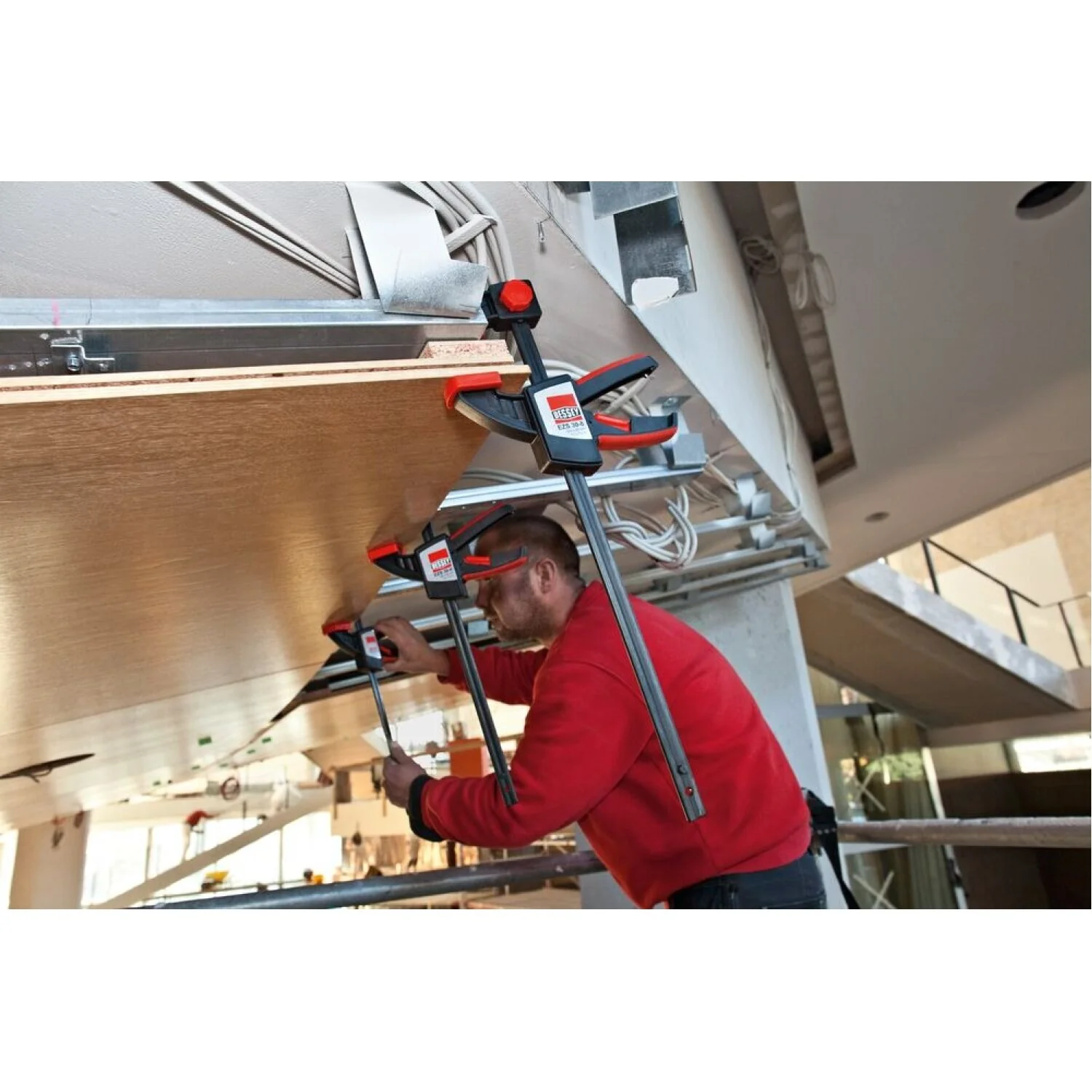 Bessey EZS60-8 Clamp, one hand, EZS Series, 24 In. x 3.5 In., 445 lb - Image 15