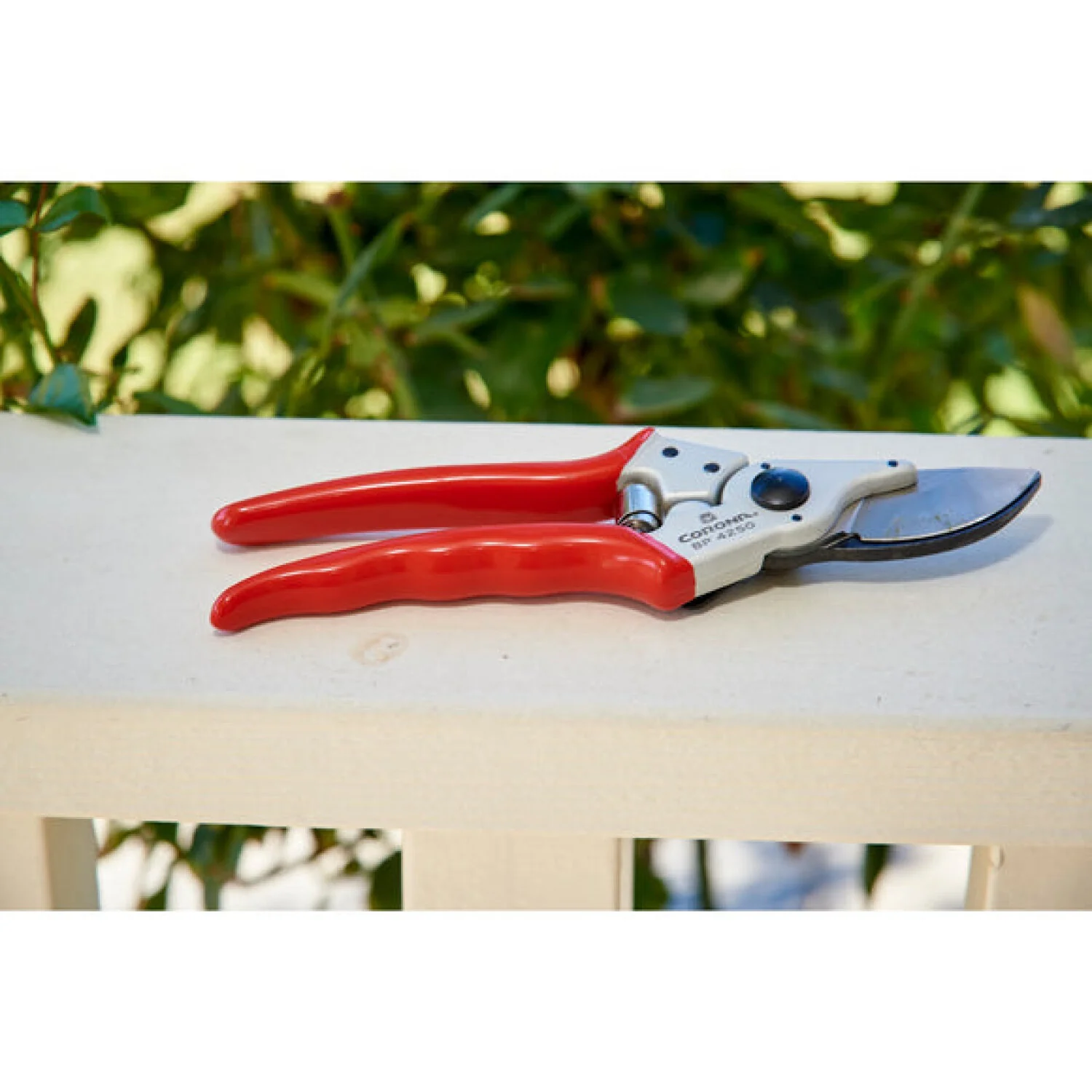 Corona BP 4250  ALUMINUM Bypass Pruner - 1 Inch, Straight - Image 6
