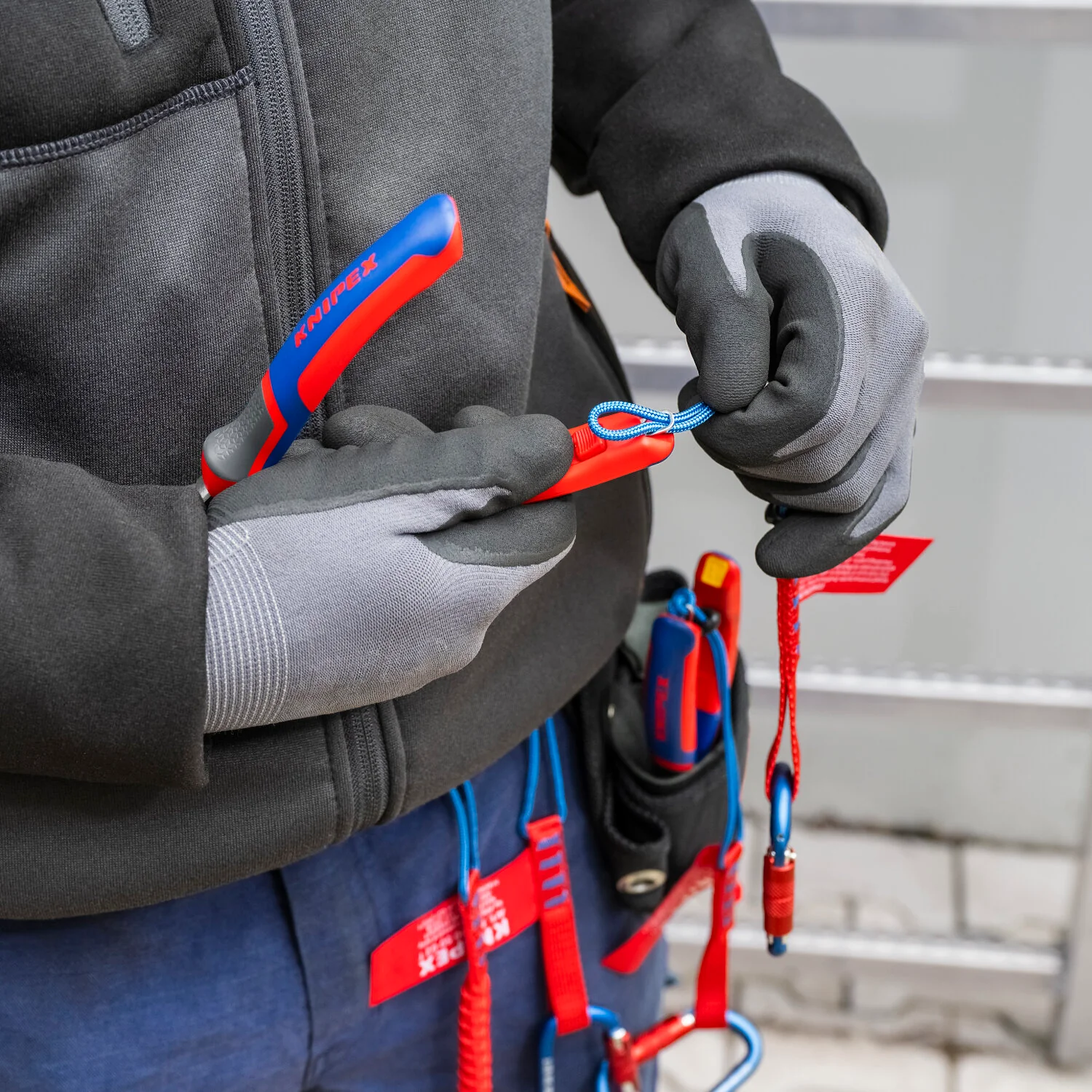 Knipex 74 22 250 SBA KnipeXtend High Leverage 12° Angled Diagonal Cutters, 10" - Image 18