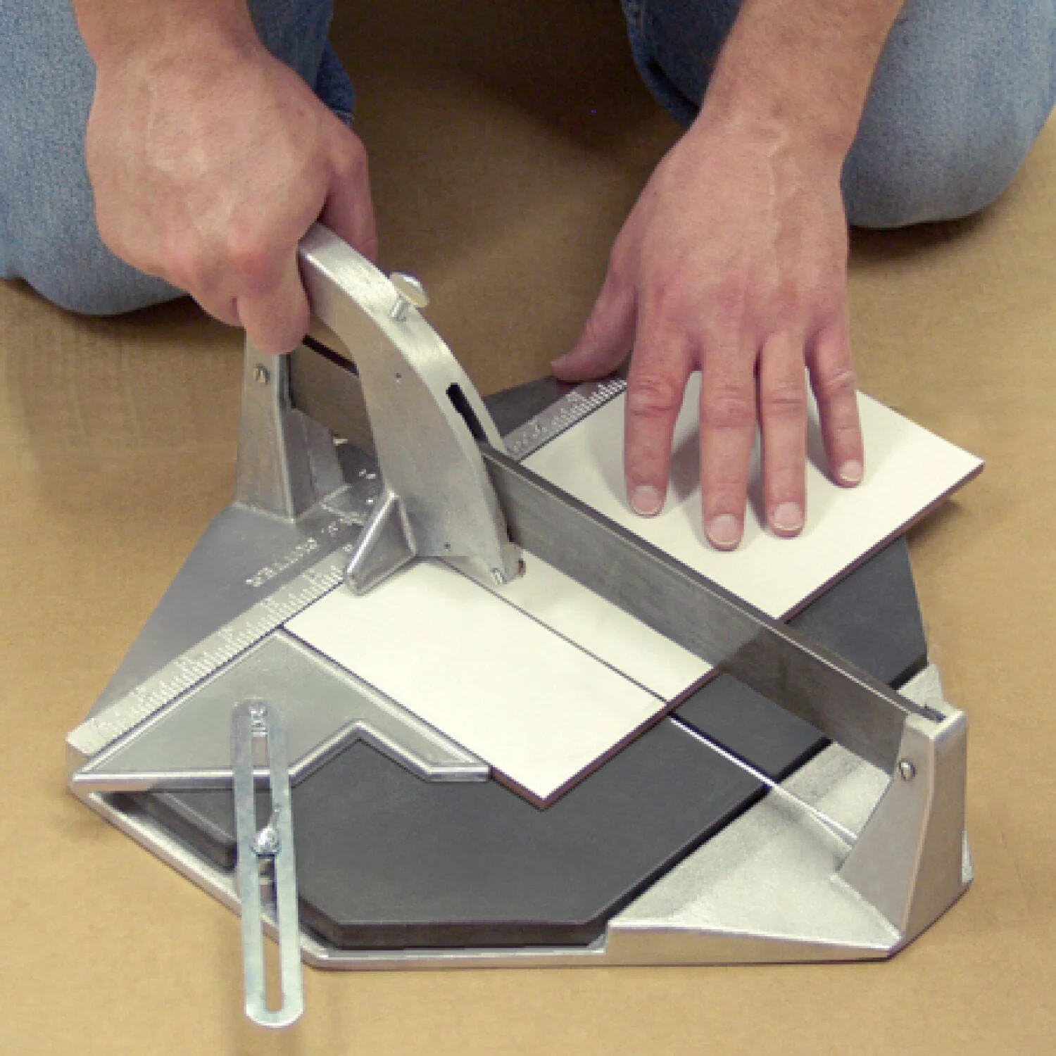 Superior Tile Cutter ST004 Medium Tile Cutter 12" x 12" with #400 Carbide Wheel (#1A-400) - Image 2